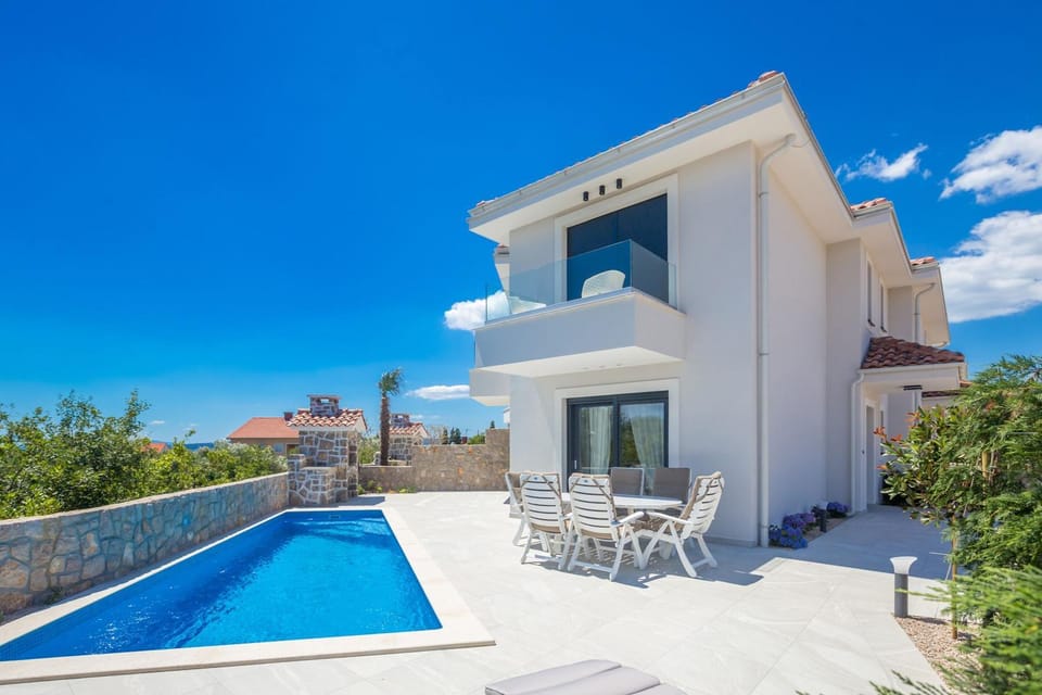 Property building, Patio