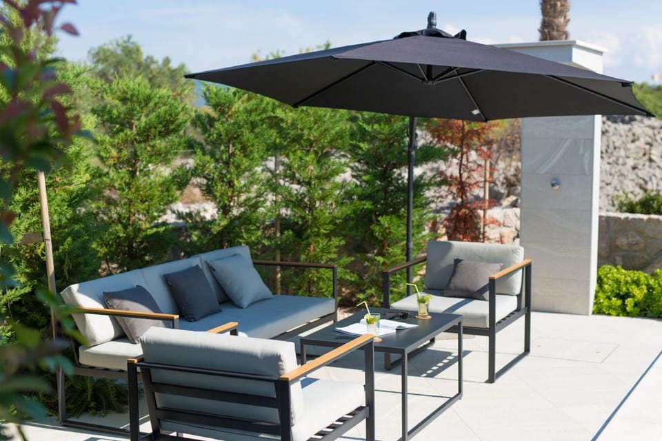 Patio, Balcony/Terrace, Seating area