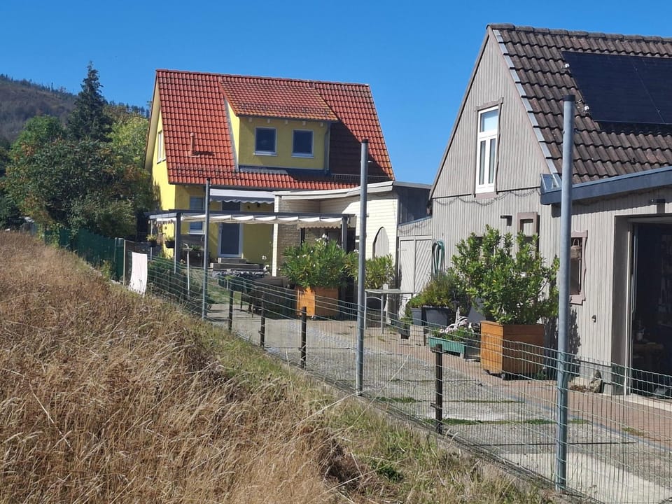 Property building, Street view