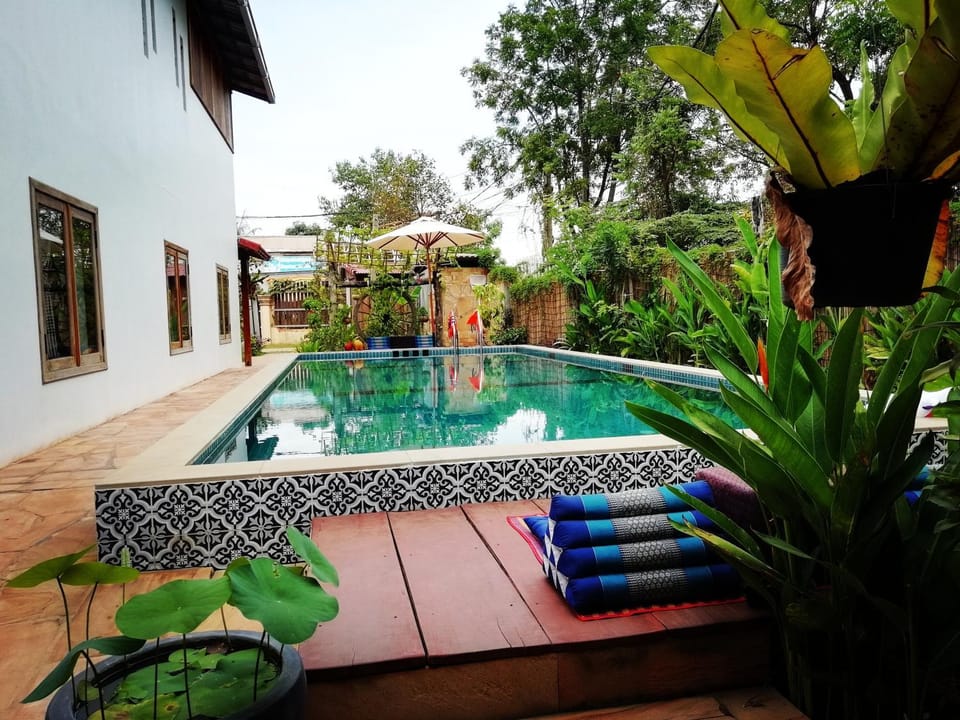 Swimming pool, Swimming pool