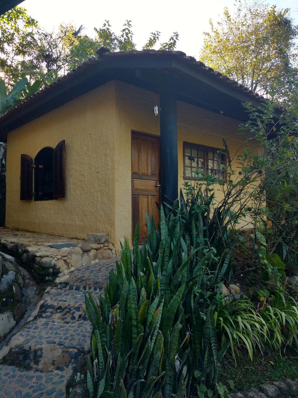Property building, Balcony/Terrace, Garden view, Mountain view