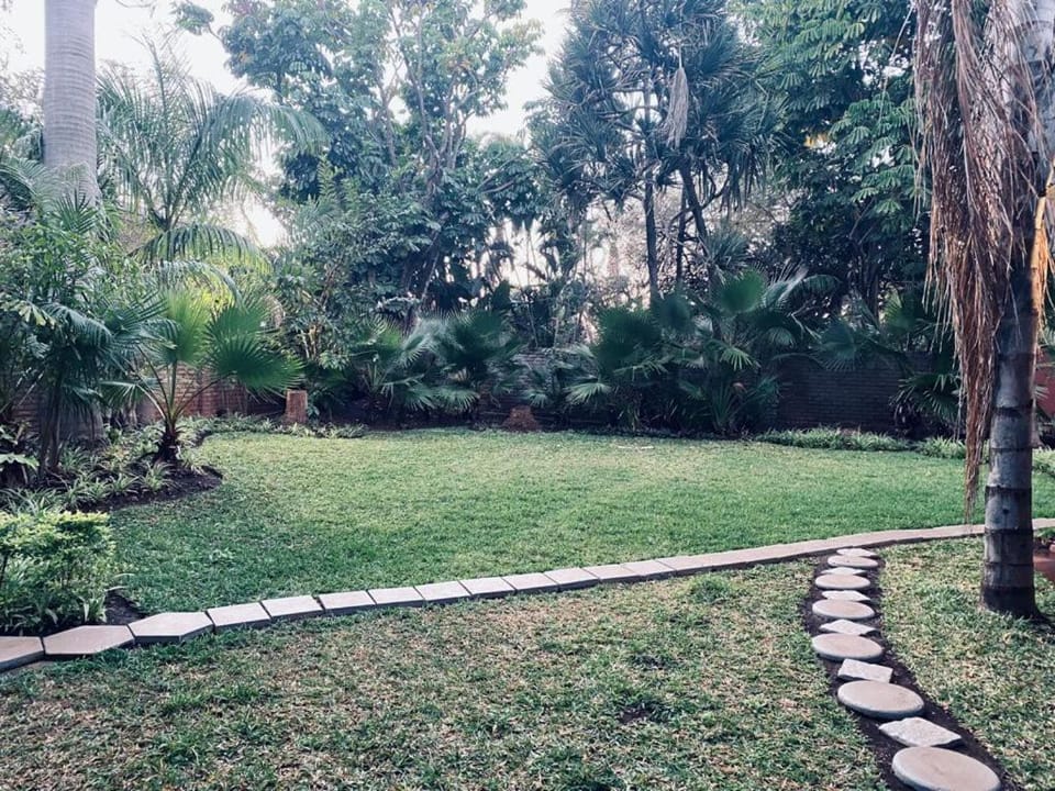 Xisaka Guest House Bed and Breakfast in South Africa