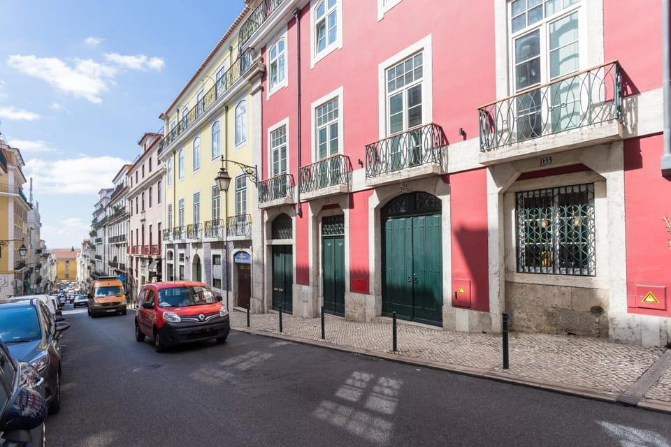 Property building, Facade/entrance, Off site