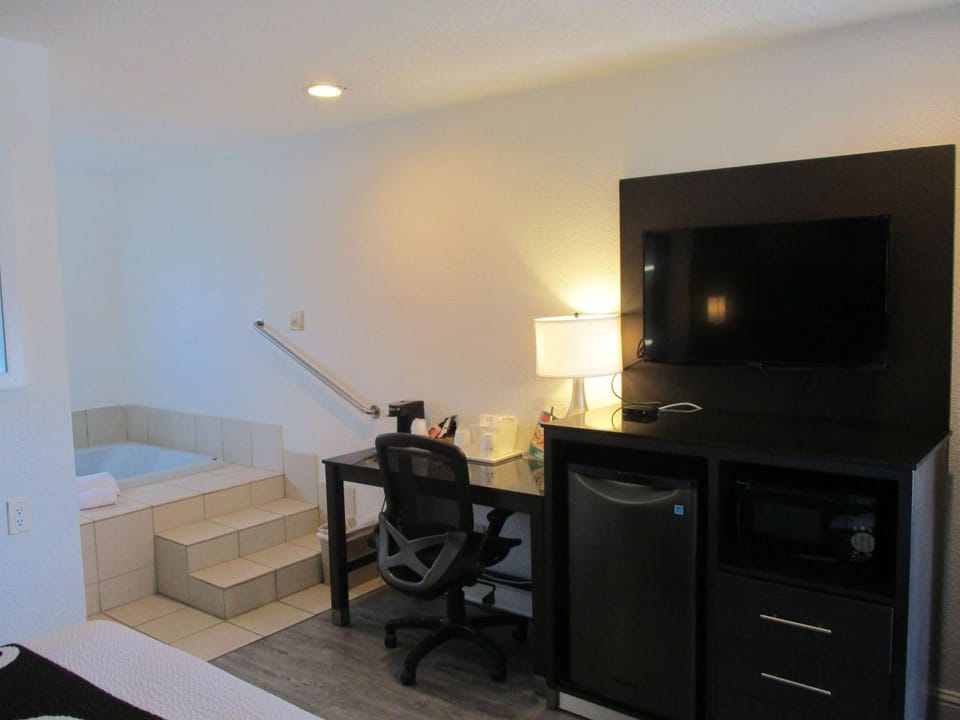 Bathroom, Photo of the whole room, On site