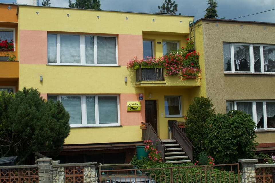 Property building, Facade/entrance