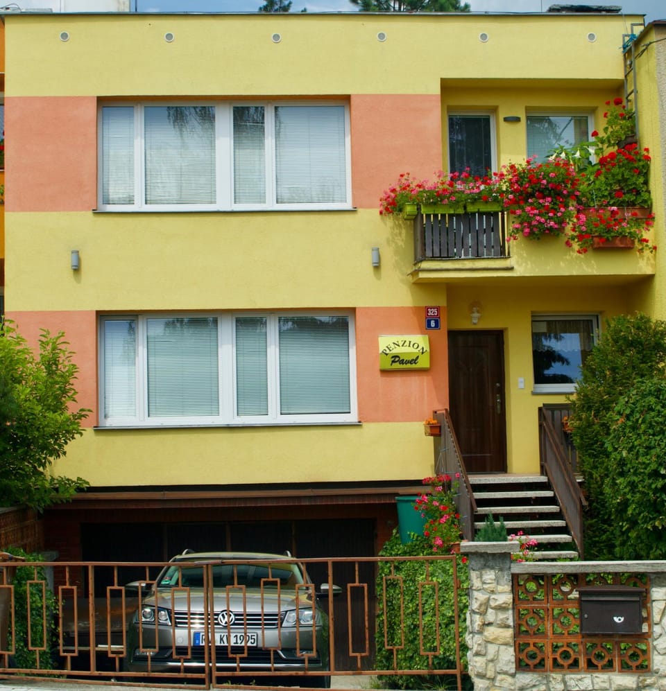 Property building, Facade/entrance