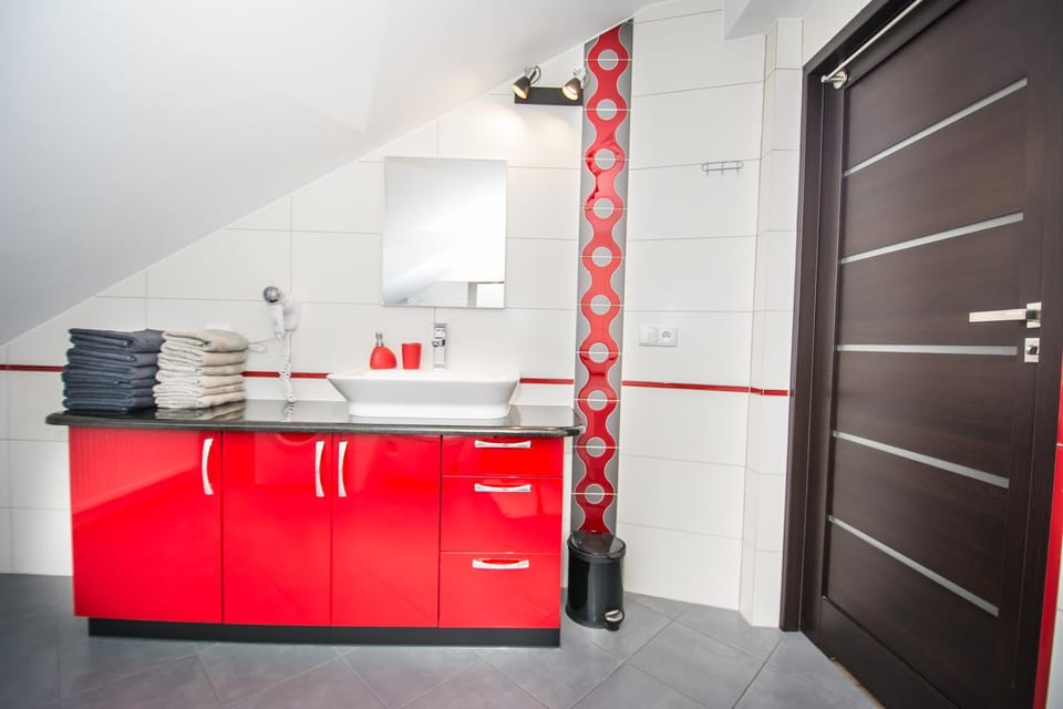 Bathroom, Photo of the whole room, On site