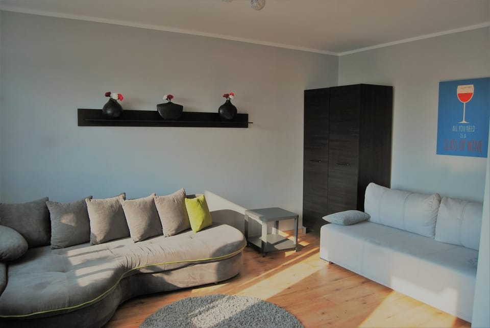 Seating area, Bedroom