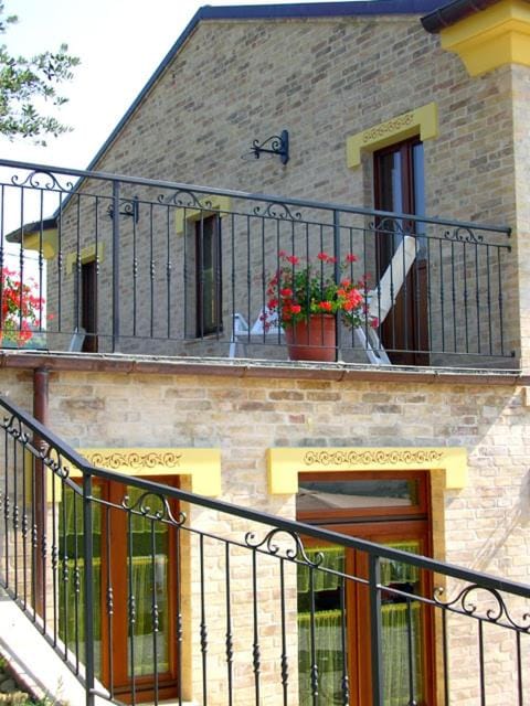 Agriturismo La Cicala Farm Stay in Marche