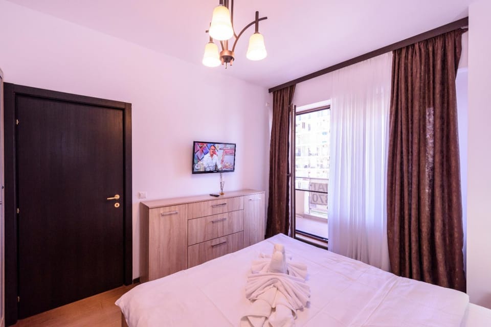 Theo Summerland Seaview Apartment in Constanta