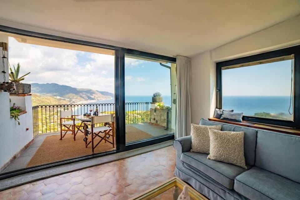 Balcony/Terrace, Seating area, Mountain view, Sea view