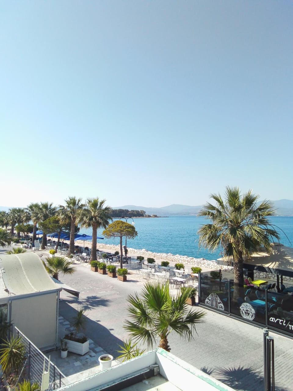 Neighbourhood, Sea view