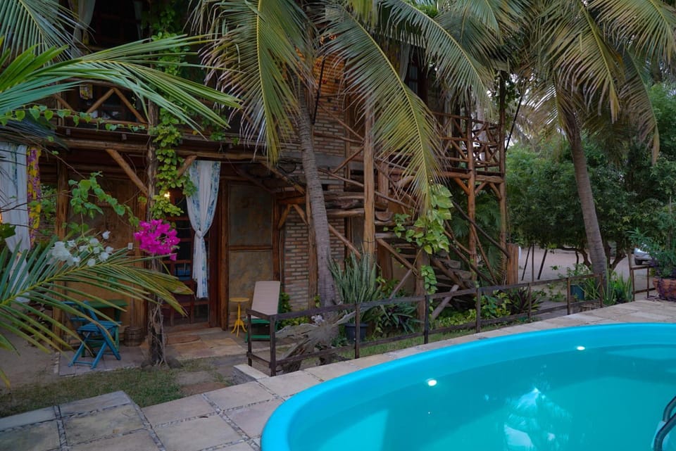 Area and facilities, Swimming pool