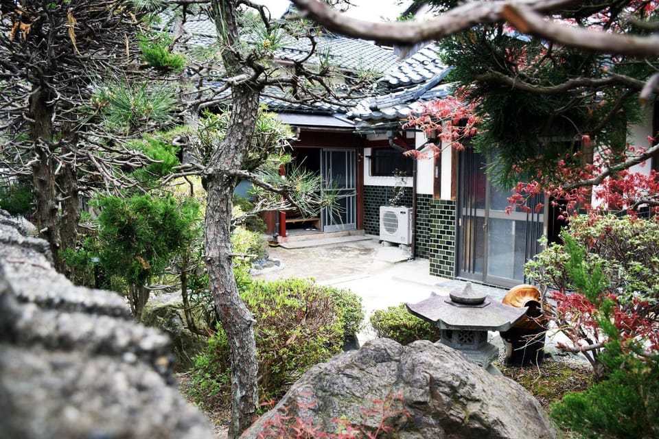 Facade/entrance, Garden