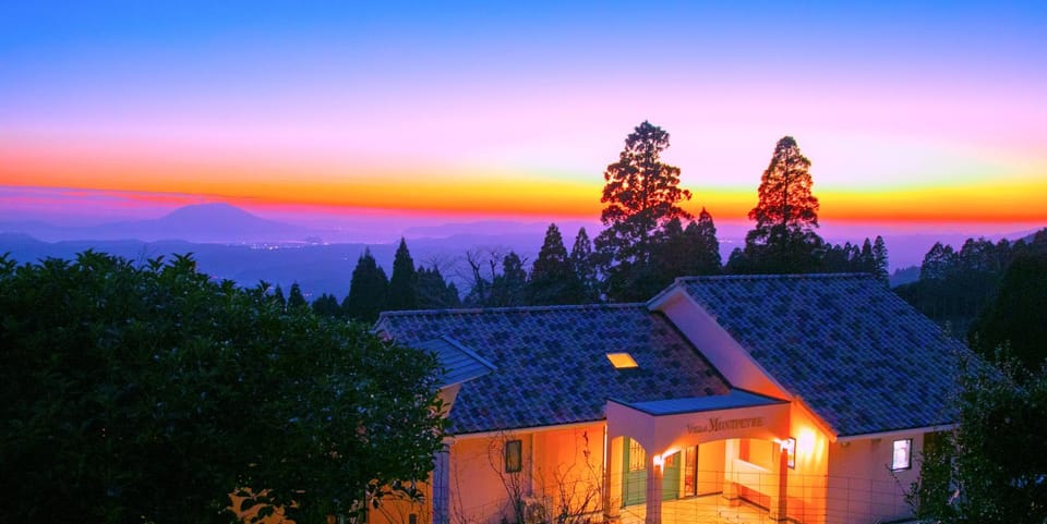 Property building, Natural landscape, Mountain view