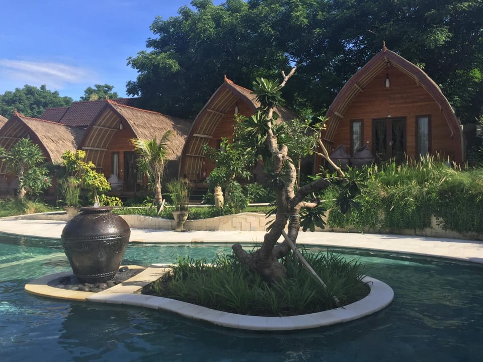 Property building, Swimming pool