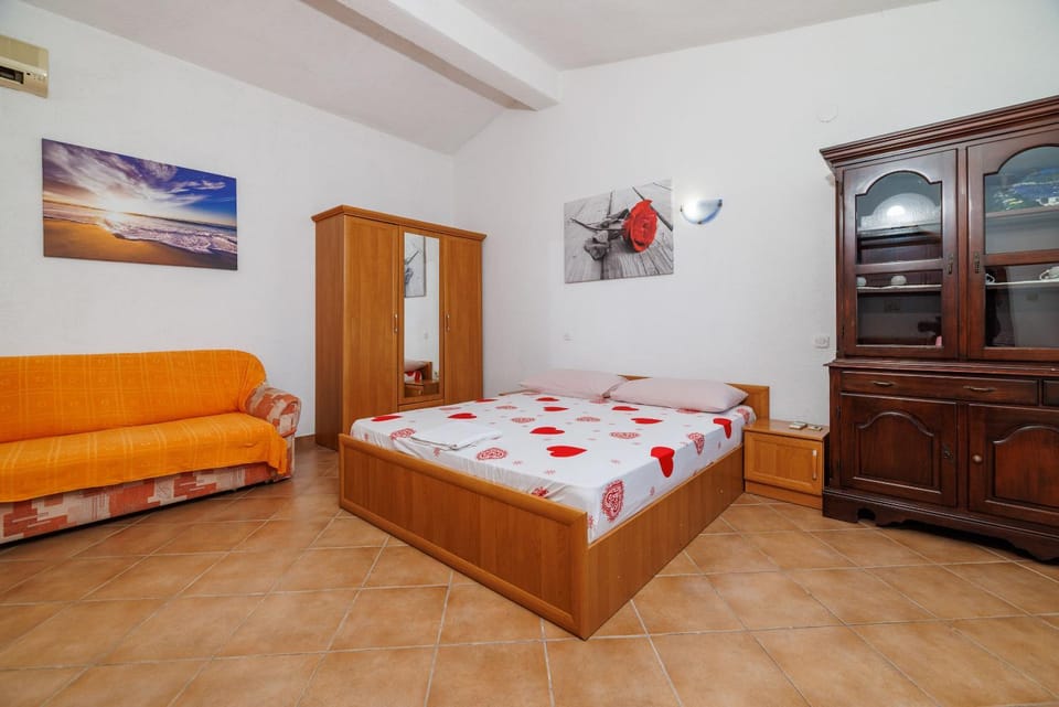 Living room, Bedroom