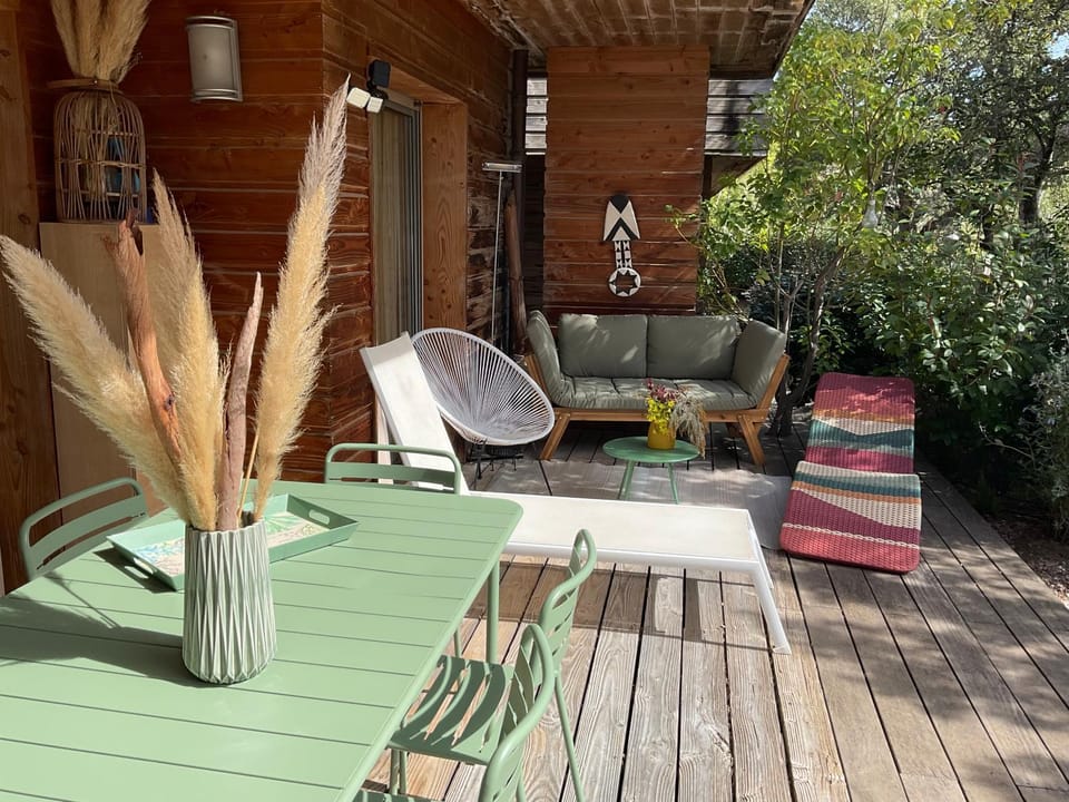 Spring, View (from property/room), Balcony/Terrace, Garden view, sunbed