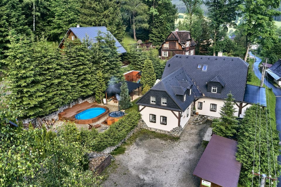 Penzion Ostruznik Bed and Breakfast in Lower Silesian Voivodeship