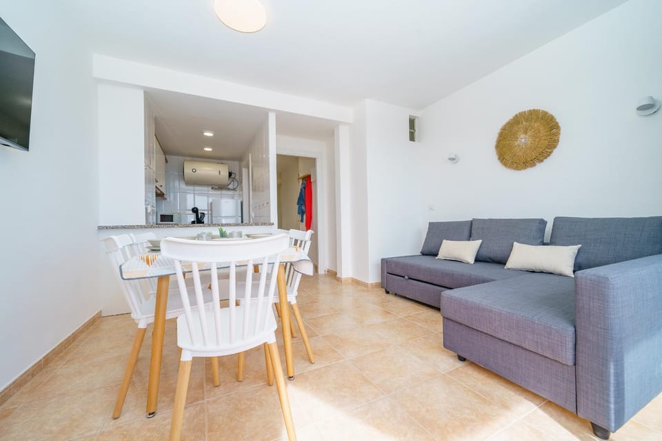 TV and multimedia, Kitchen or kitchenette, Living room, Seating area, Dining area, minibar