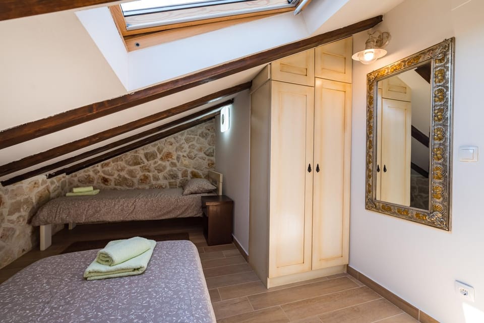 Stone House House in Zadar County