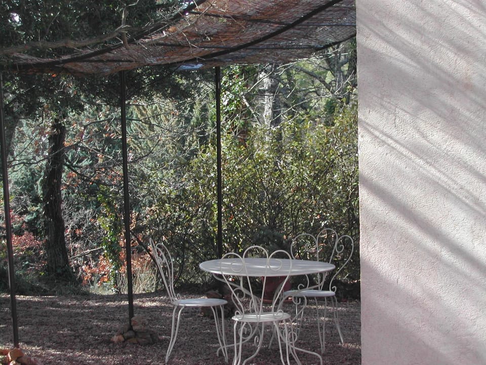 Property building, Patio, BBQ facilities, Garden