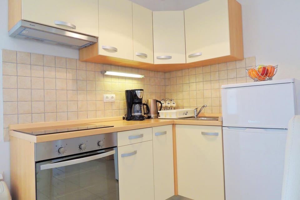 Coffee/tea facilities, Kitchen or kitchenette