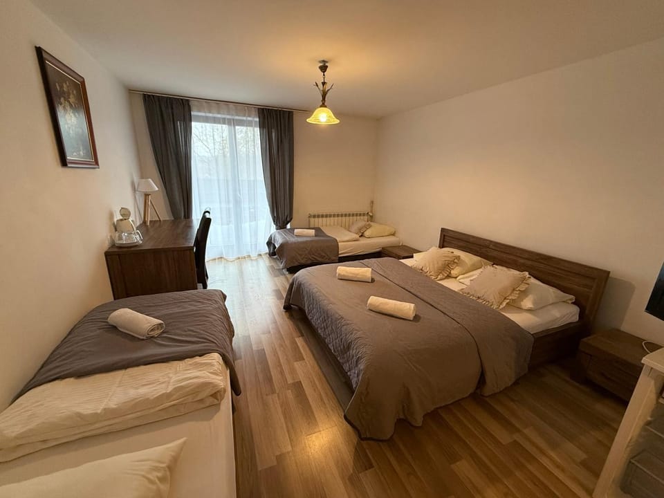 Bed, Living room, Photo of the whole room, Bedroom, towels