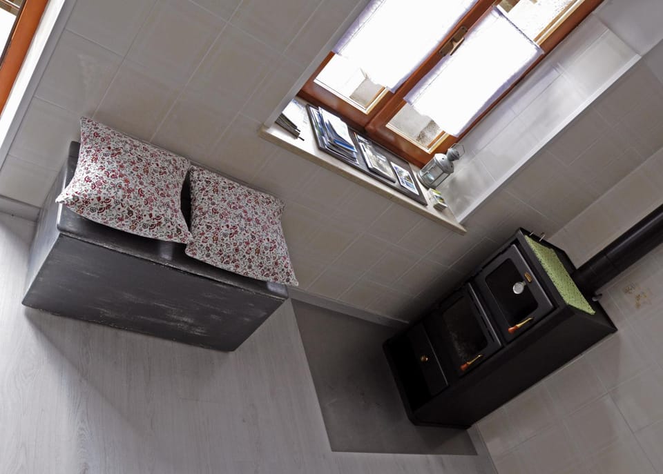 Kitchen or kitchenette, Living room, Dining area, Family