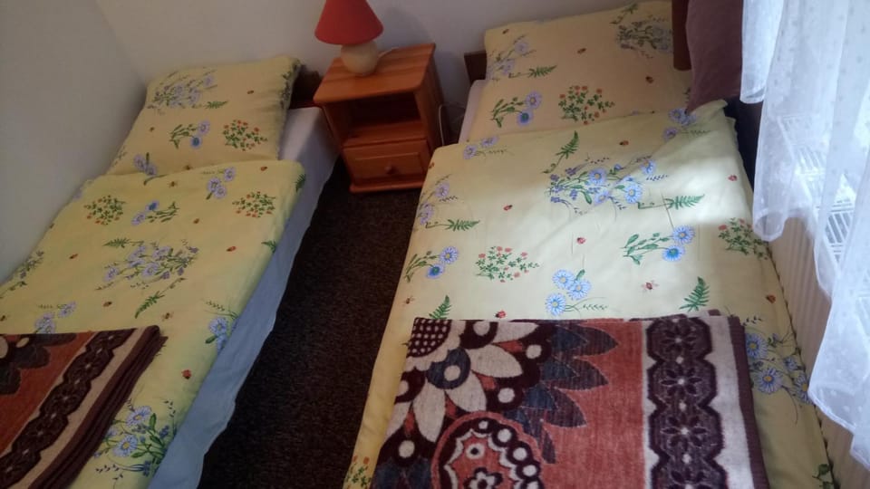 Hostel Dworek Osiecki KORAL Hostel in West Pomeranian Voivodeship, Poland