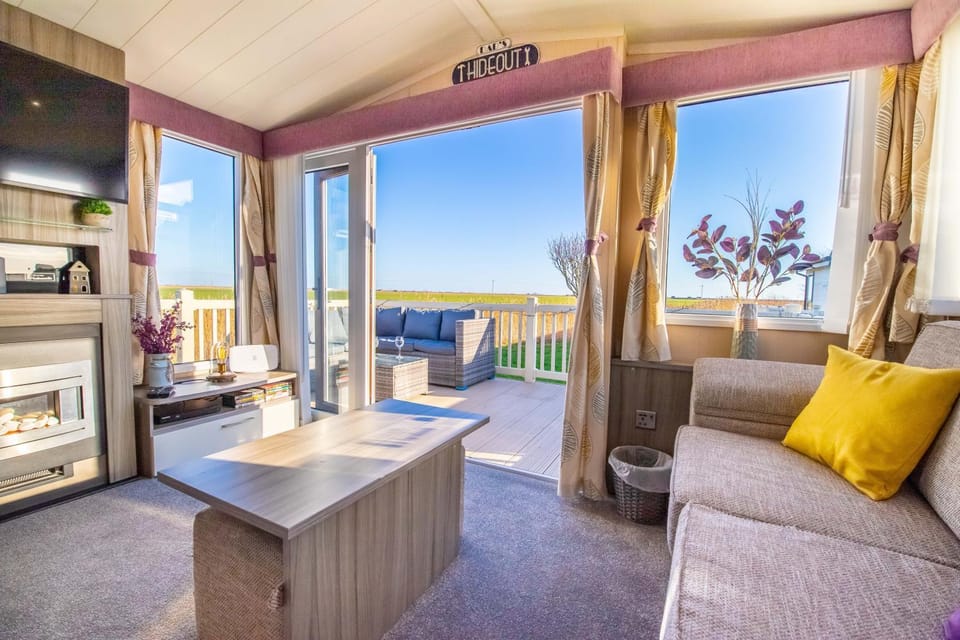 Balcony/Terrace, Living room