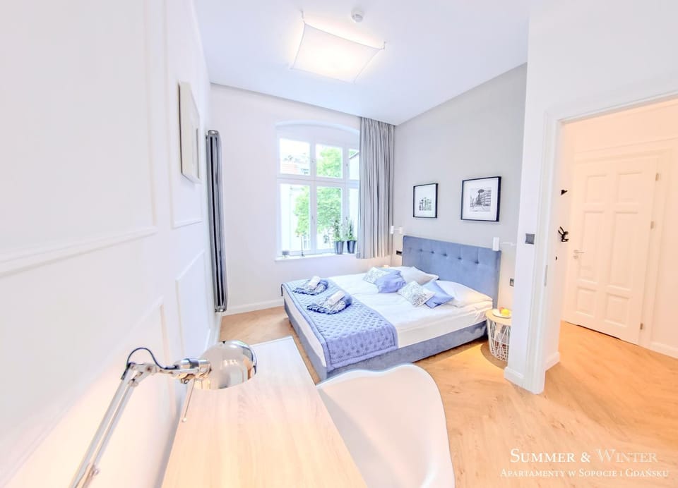 SummerWinter - 2 Luxury Wonder & Heaven Apartaments, 100m M Cassino - 2 or 3 bedrooms & Sofa, parking Apartment in Sopot