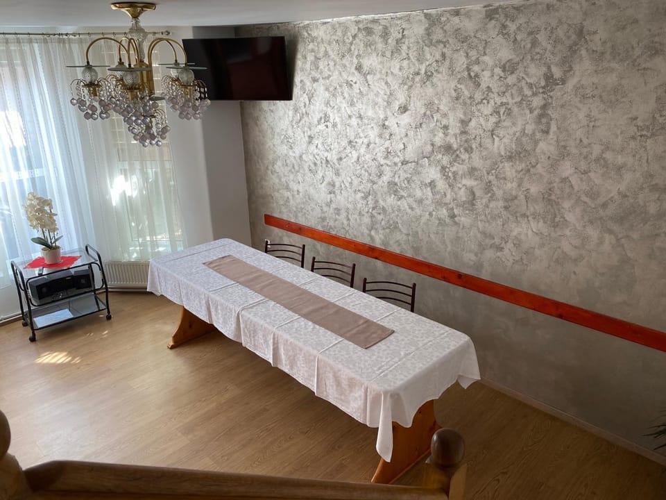 Pensiunea Răzvan Bed and Breakfast in Romania