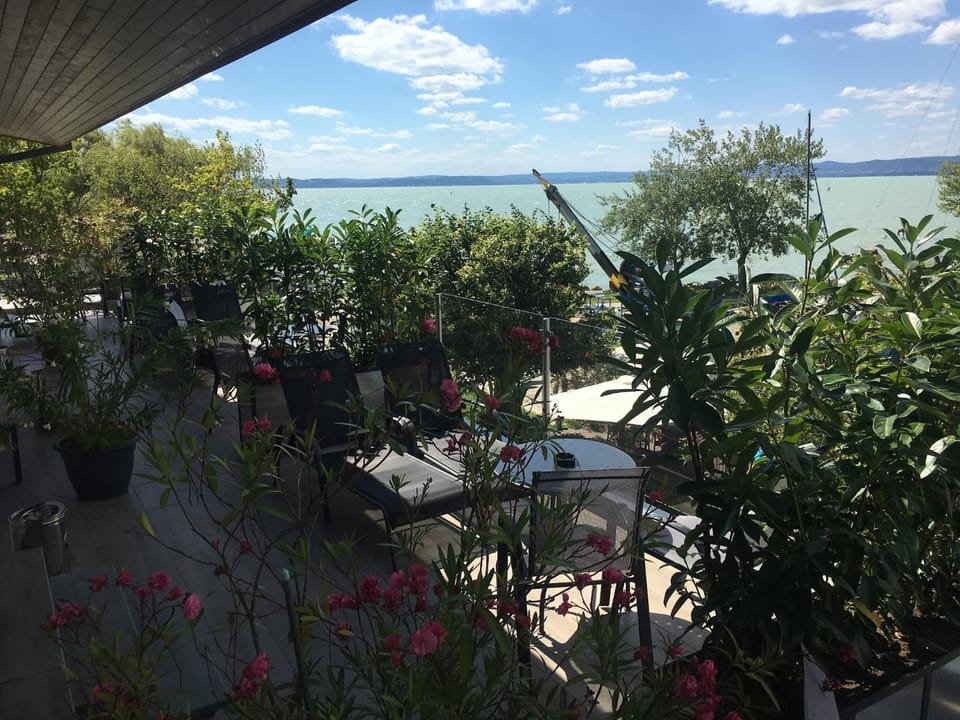 Patio, View (from property/room), Balcony/Terrace, Balcony/Terrace, Lake view
