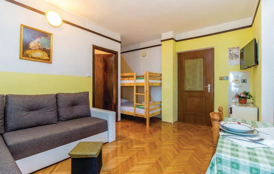 Apartments Anita Apartment in Lika-Senj County