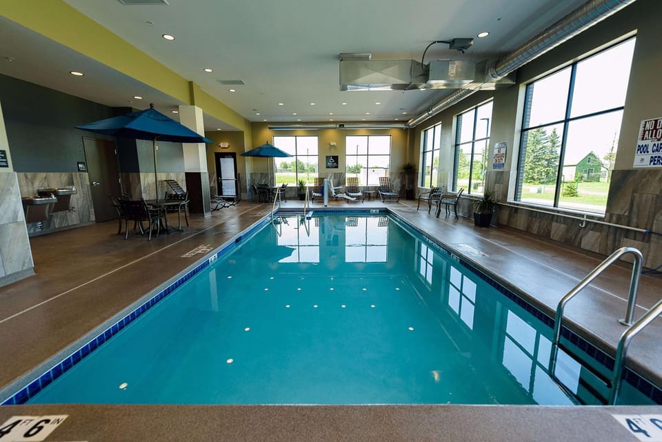 Pool view, Swimming pool