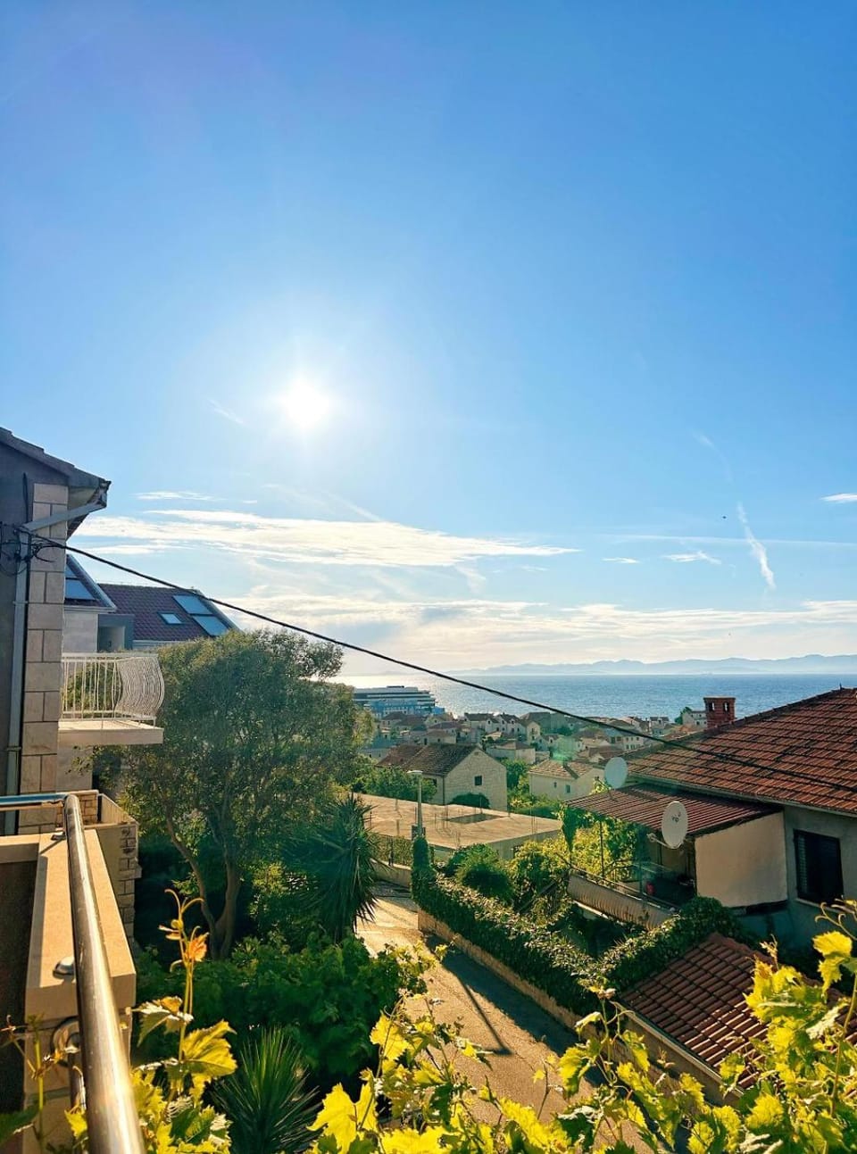 Day, Mountain view, Sea view