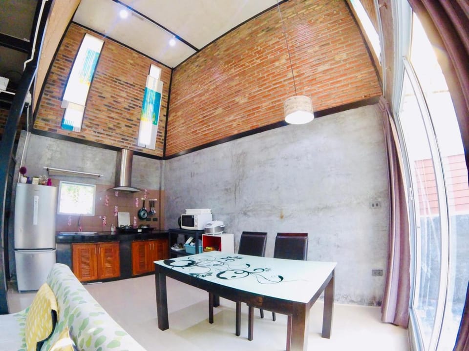 Living room, Seating area, Dining area, Meeting/conference room