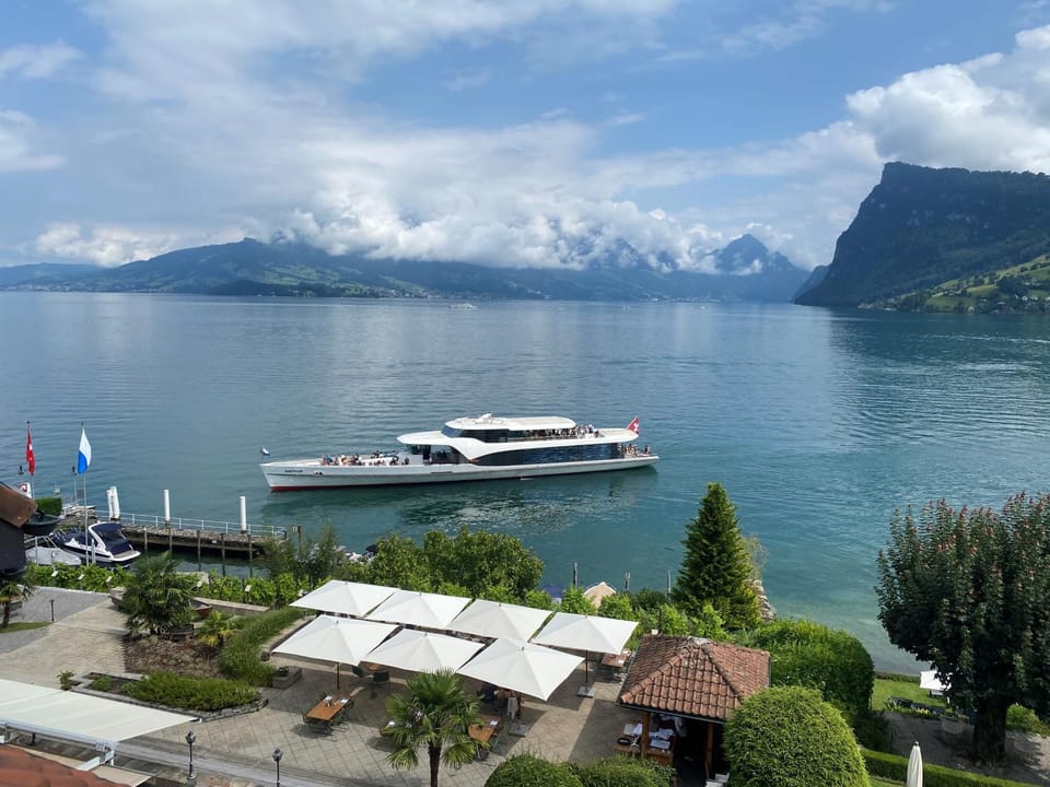 Natural landscape, Lake view, Mountain view