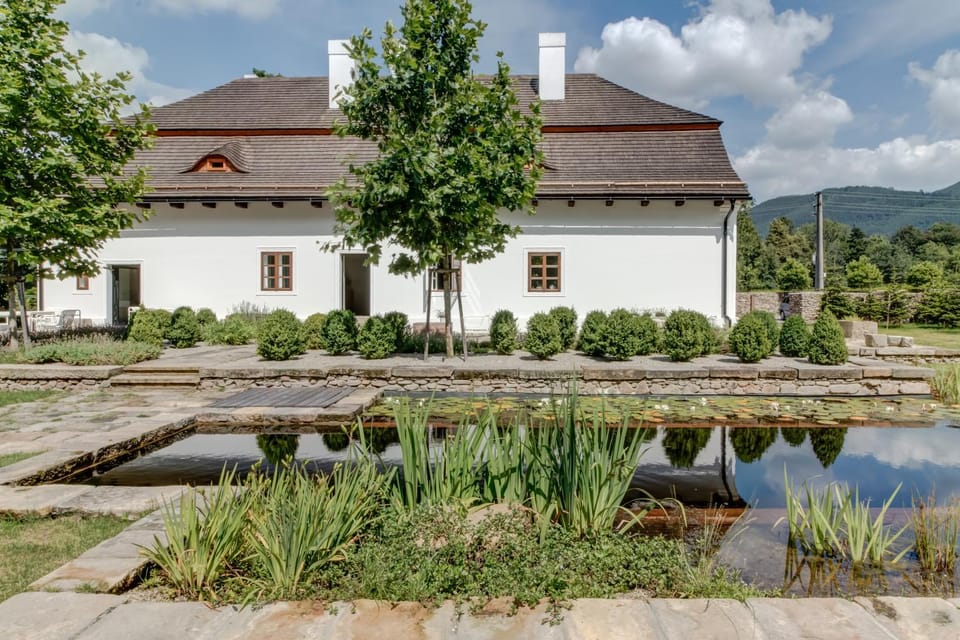 Facade/entrance, Garden, Swimming pool