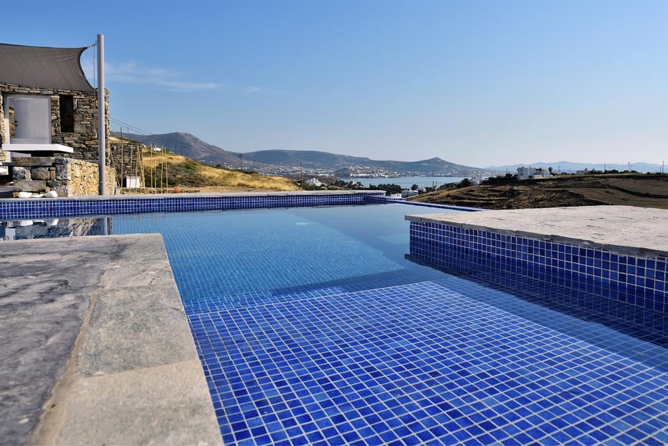 Pool view, Sea view