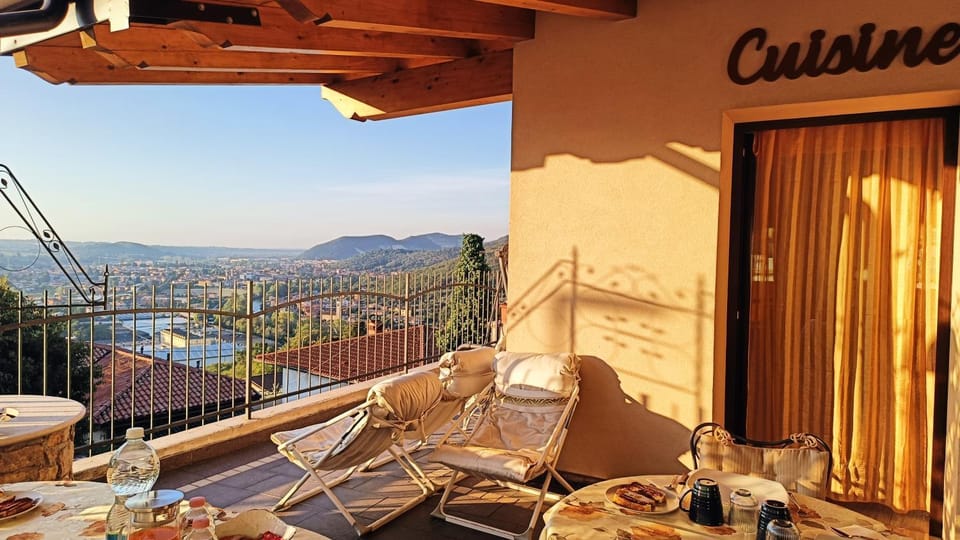 Natural landscape, Balcony/Terrace