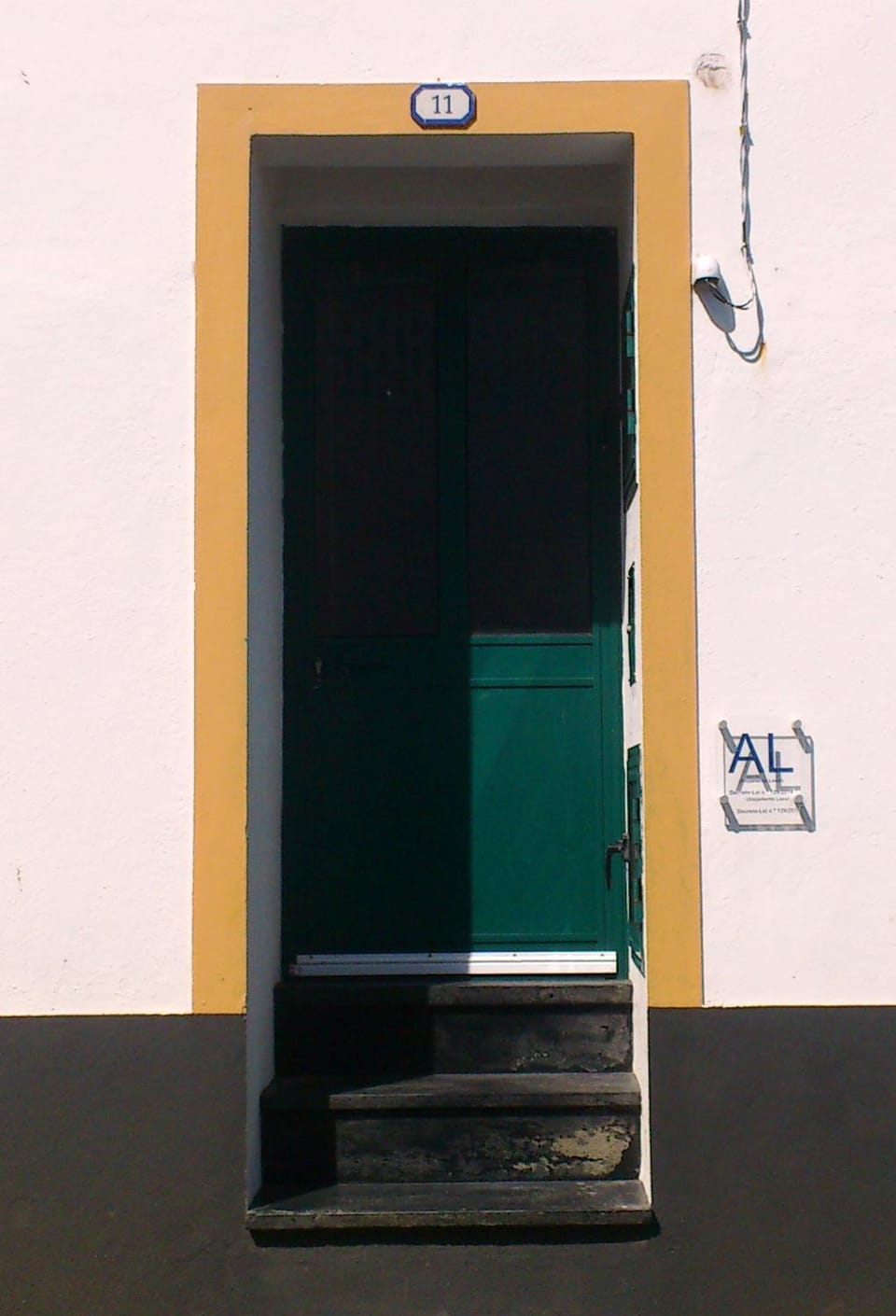Facade/entrance, Street view, Certificate/Award