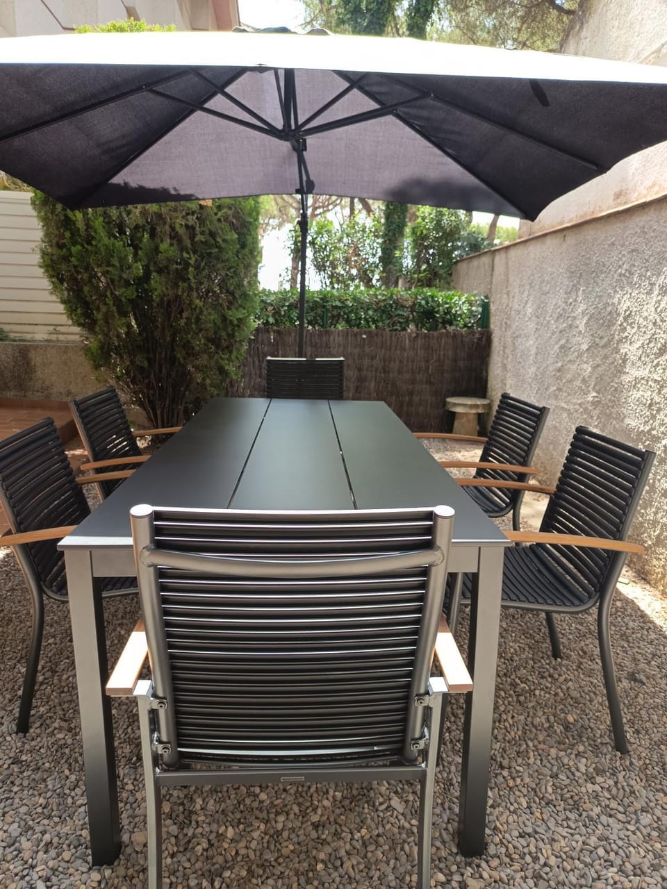 Dining area, Garden view