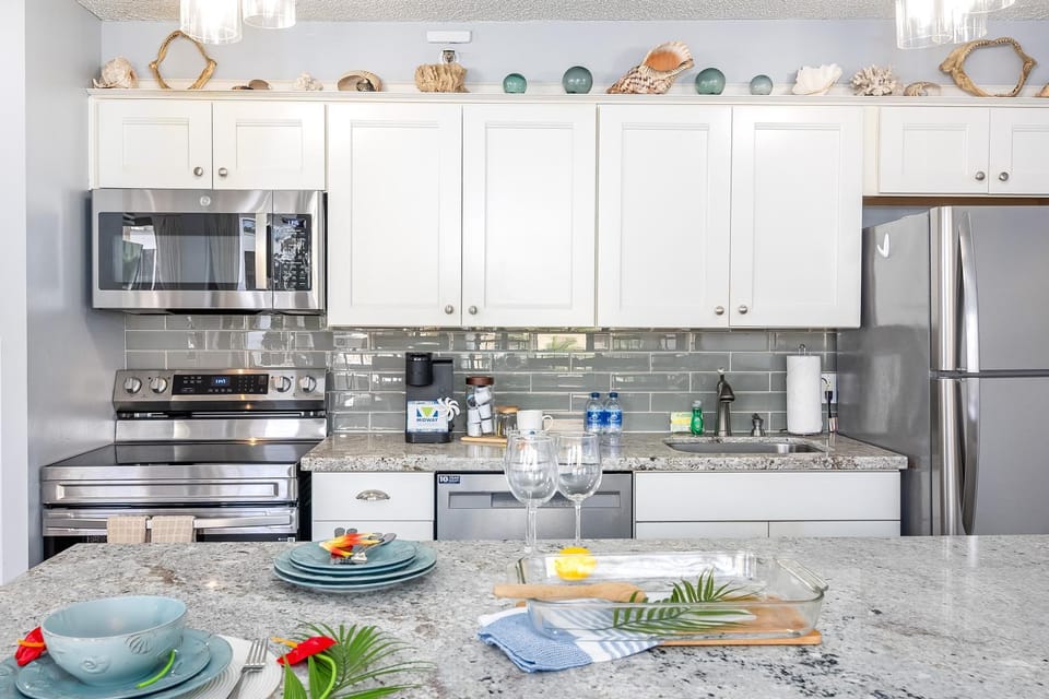Kitchen or kitchenette, oven, stove, toaster