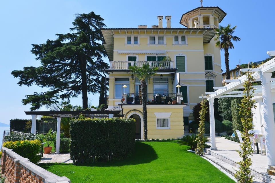 Apartmani Belsito Apartment in Lovran