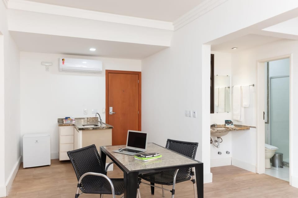 Photo of the whole room, Decorative detail, Bedroom