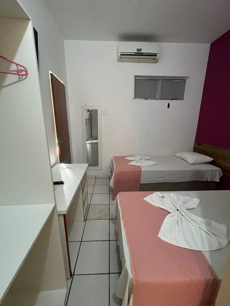 Bed, TV and multimedia, towels, air conditioner