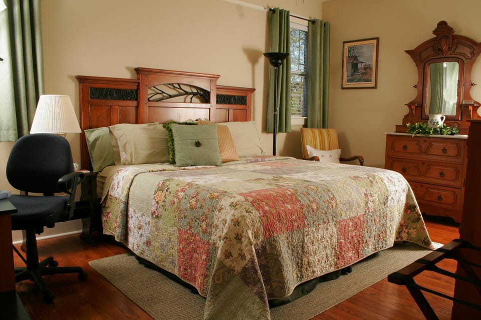 Photo of the whole room
