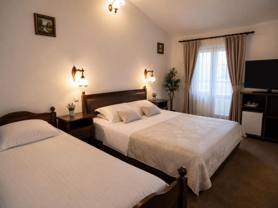 TV and multimedia, Photo of the whole room, internet, minibar, soundproof
